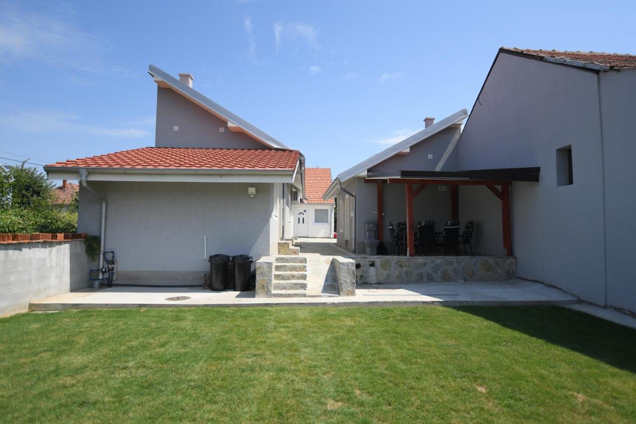 Relax Apartmani Kladovo Dış mekan fotoğraf